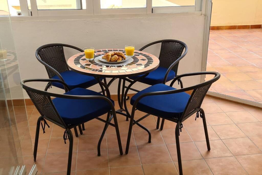 Estepona Port Beachside Apartment - Marina Bay Kültér fotó