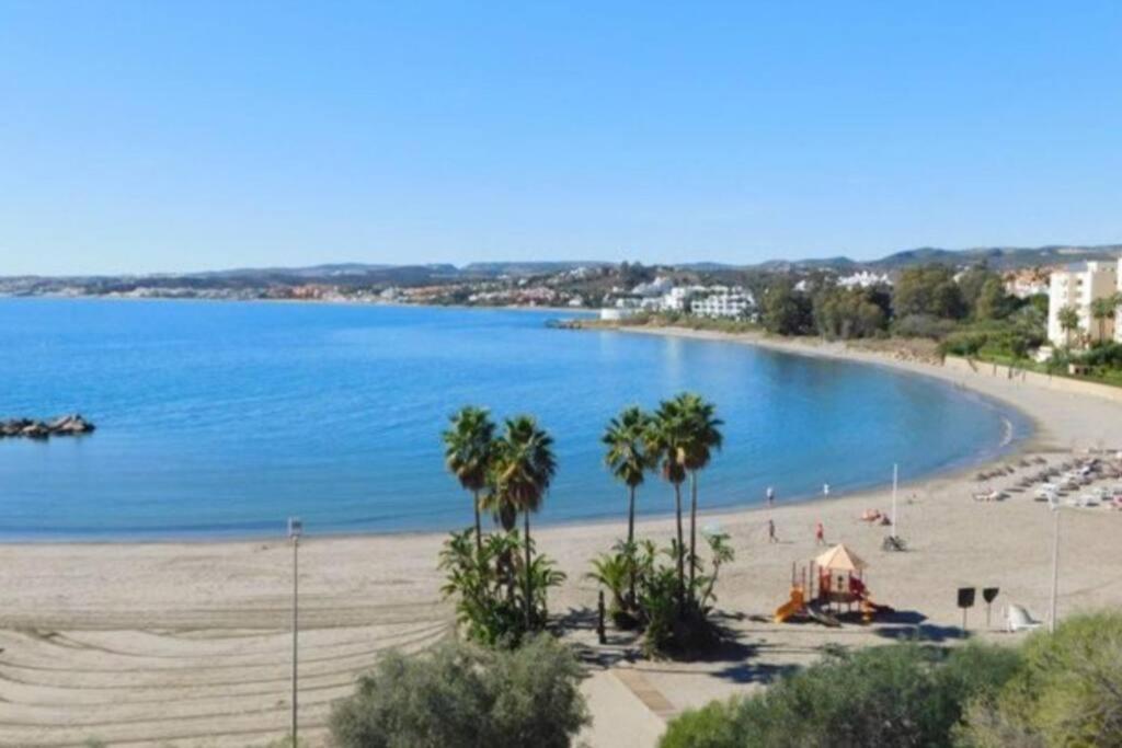 Estepona Port Beachside Apartment - Marina Bay Kültér fotó