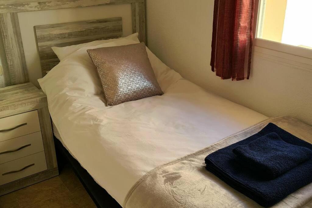Estepona Port Beachside Apartment - Marina Bay Kültér fotó
