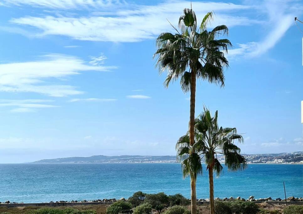 Estepona Port Beachside Apartment - Marina Bay Kültér fotó