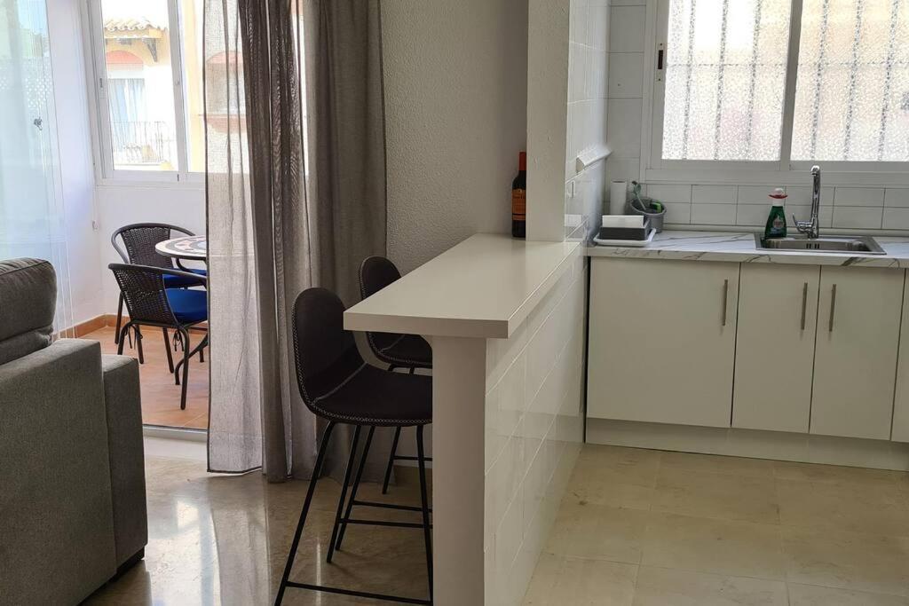 Estepona Port Beachside Apartment - Marina Bay Kültér fotó